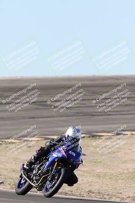 media/Jan-15-2026-Racers Edge (Thu) [[dfebeb70ab]]/3-B Group/Session 2 (Bowl Exit)/